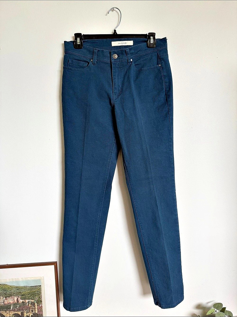 Blue Pants Skinny Jeans in Blue Waist 29x34 Like New